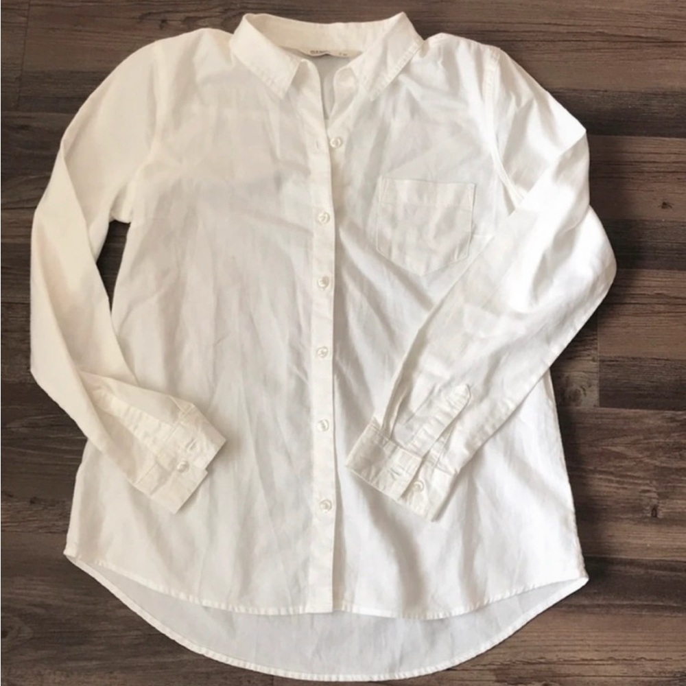 Old Navy White Button Down Shirt